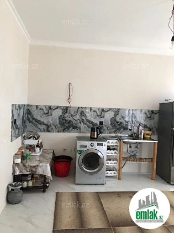 Satılır 4 otaqlı həyət evi 144 m²