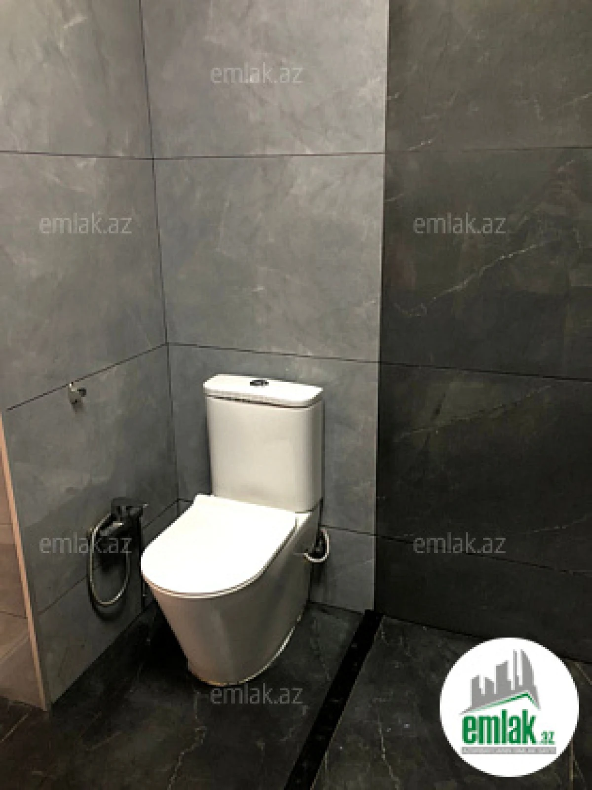 Satılır 4 otaqlı həyət evi 144 m²
