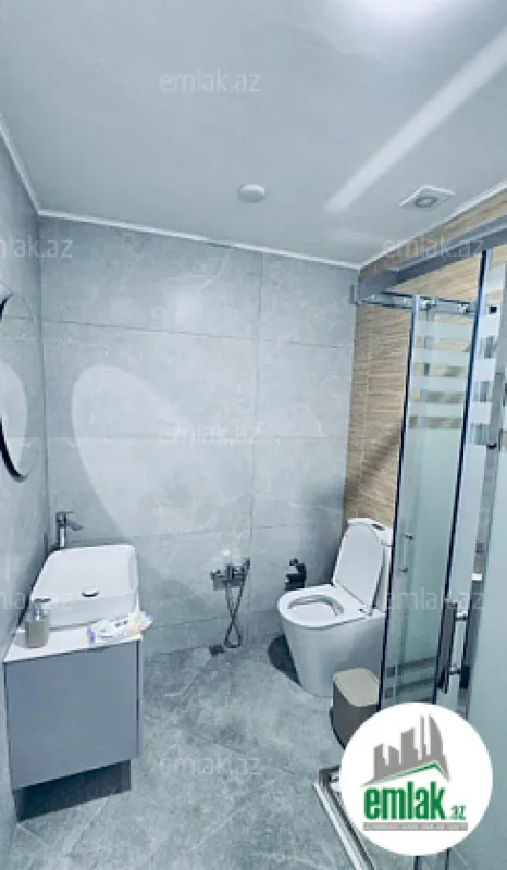 Satılır 2 otaqlı yeni tikili 82.5 m²