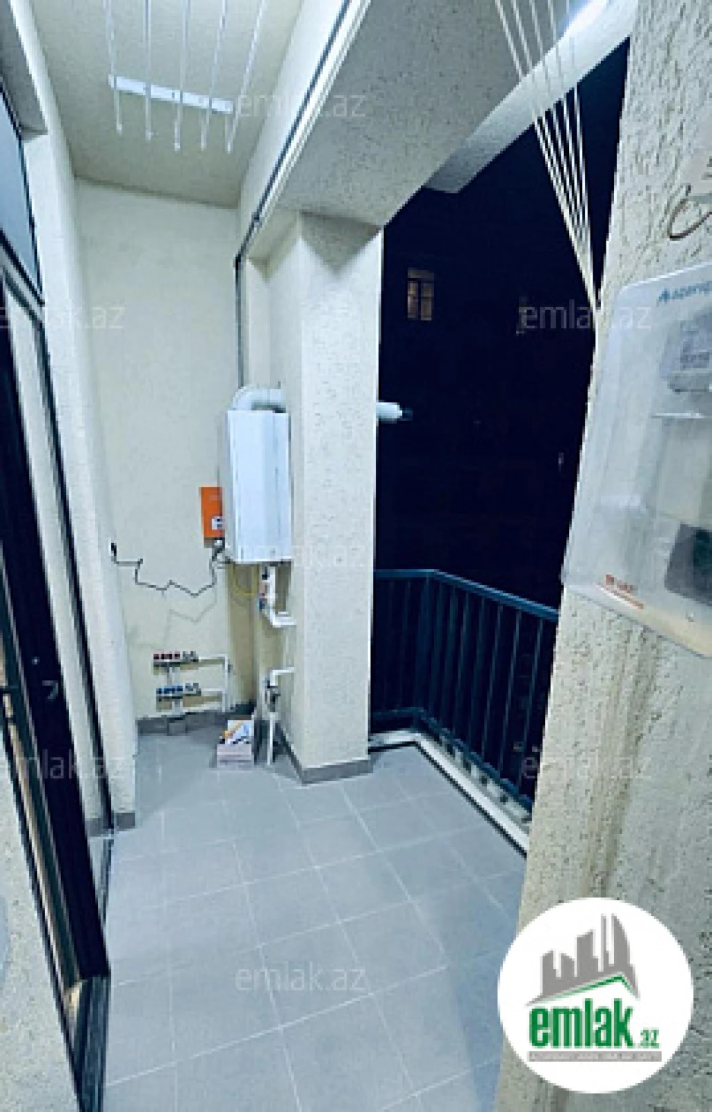 Satılır 2 otaqlı yeni tikili 82.5 m²