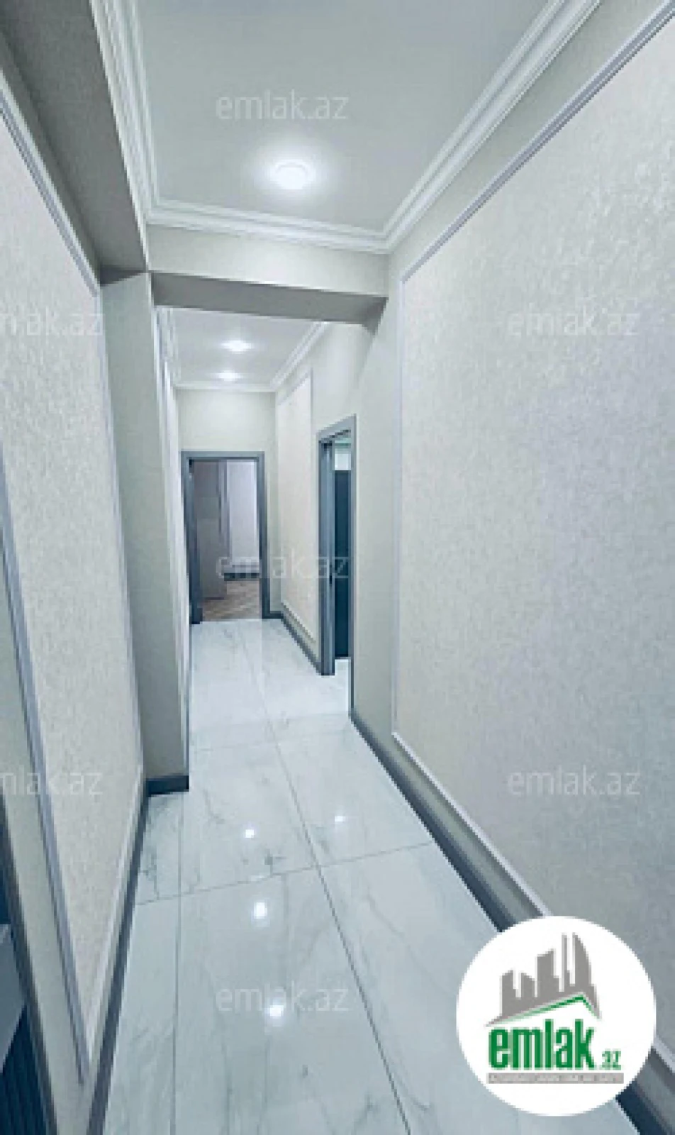 Satılır 2 otaqlı yeni tikili 82.5 m²