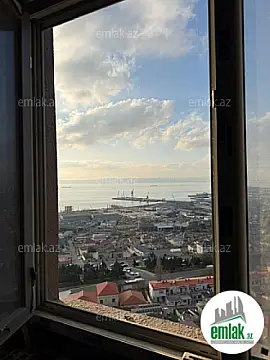 Satılır 4 otaqlı yeni tikili 185 m²