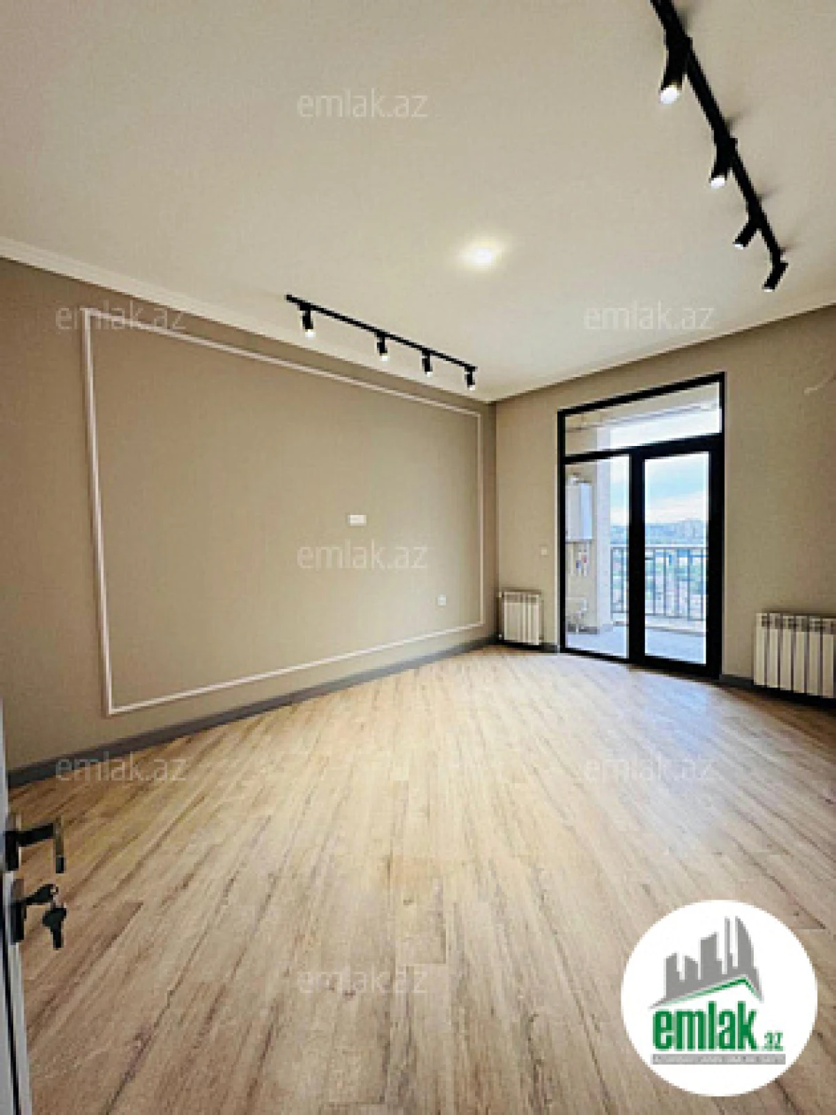 Satılır 2 otaqlı yeni tikili 82.5 m²