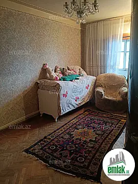 Satılır 3 otaqlı köhnə tikili 80 m² — Bakı 3 otaq 80.00 m²