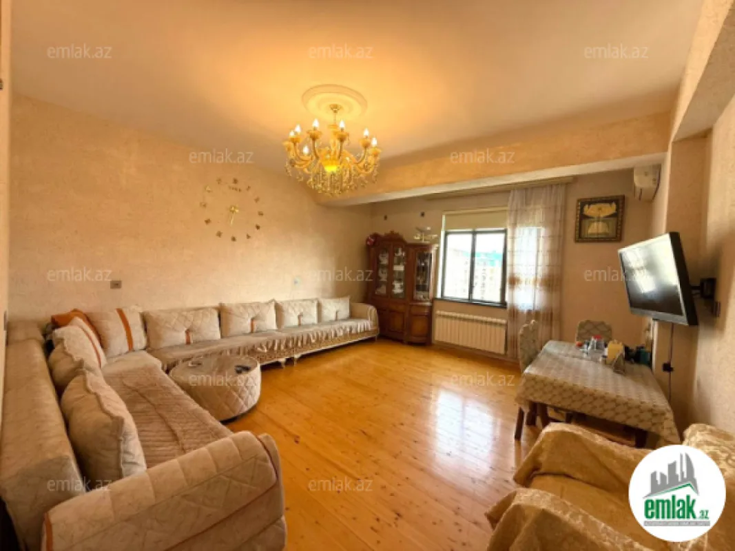 Satılır 3 otaqlı yeni tikili 130 m²
