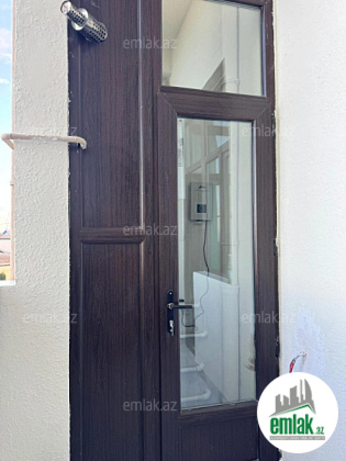 Satılır 3 otaqlı yeni tikili 140 m²