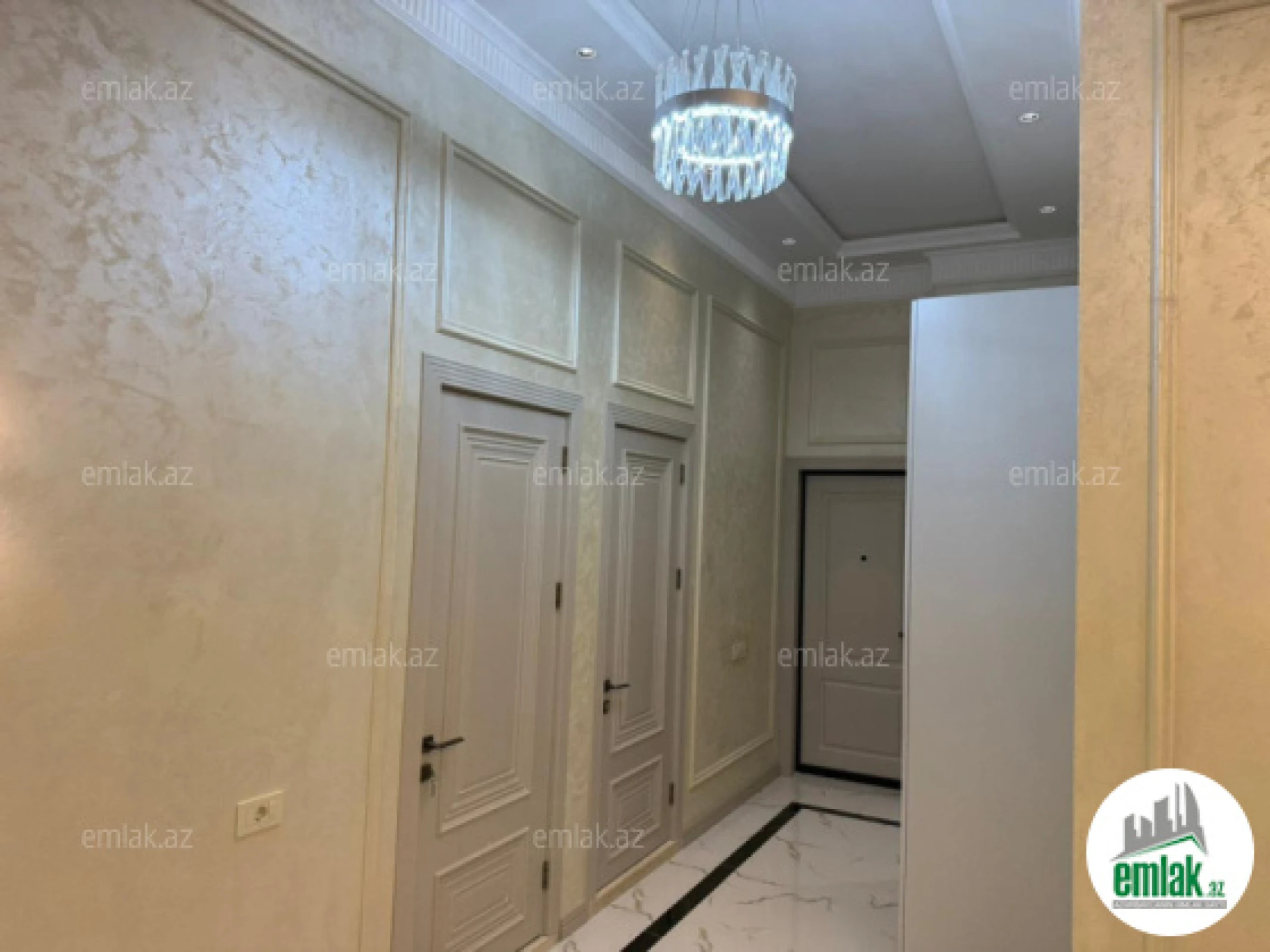 Satılır 3 otaqlı yeni tikili 140 m²