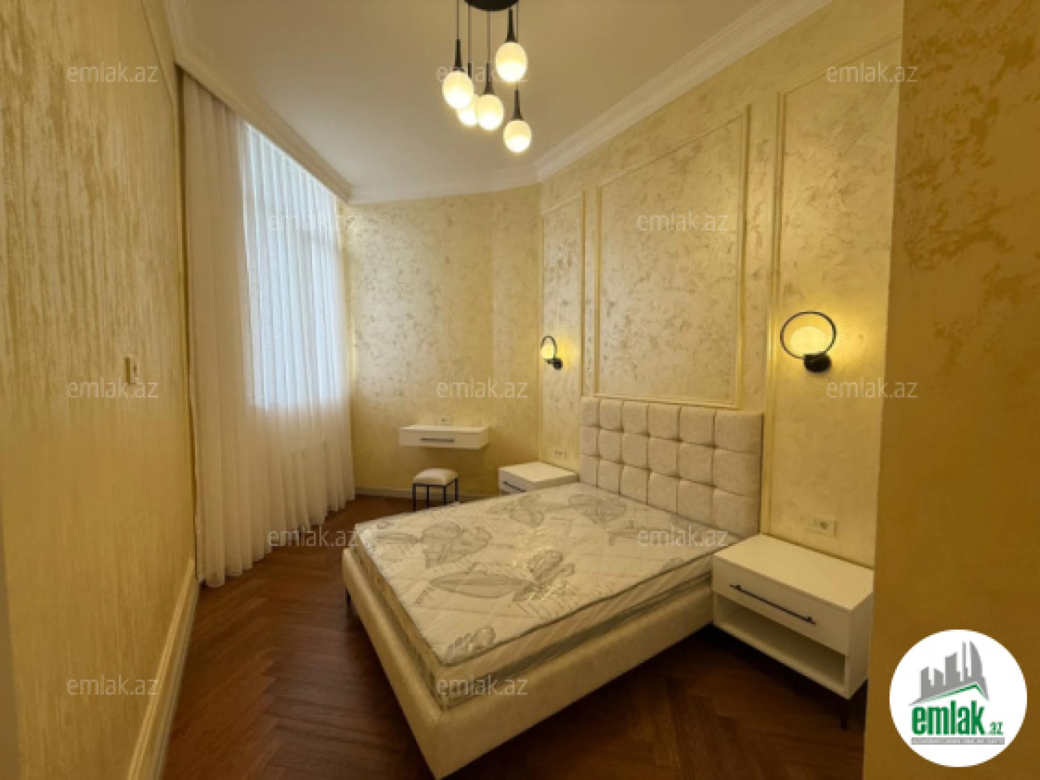 Satılır 3 otaqlı yeni tikili 140 m²