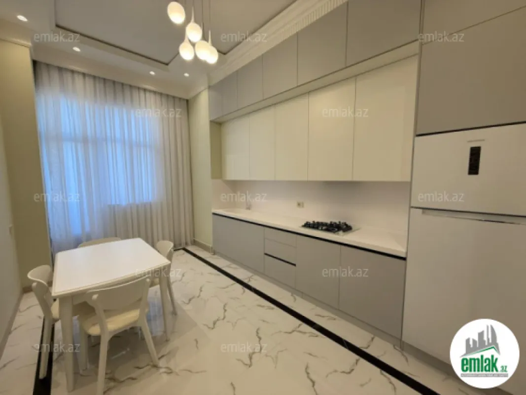 Satılır 3 otaqlı yeni tikili 140 m²