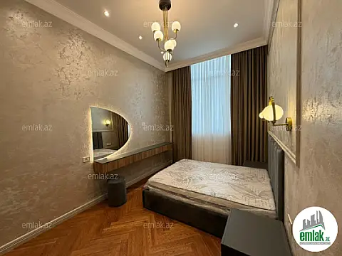 Satılır 3 otaqlı yeni tikili 140 m²