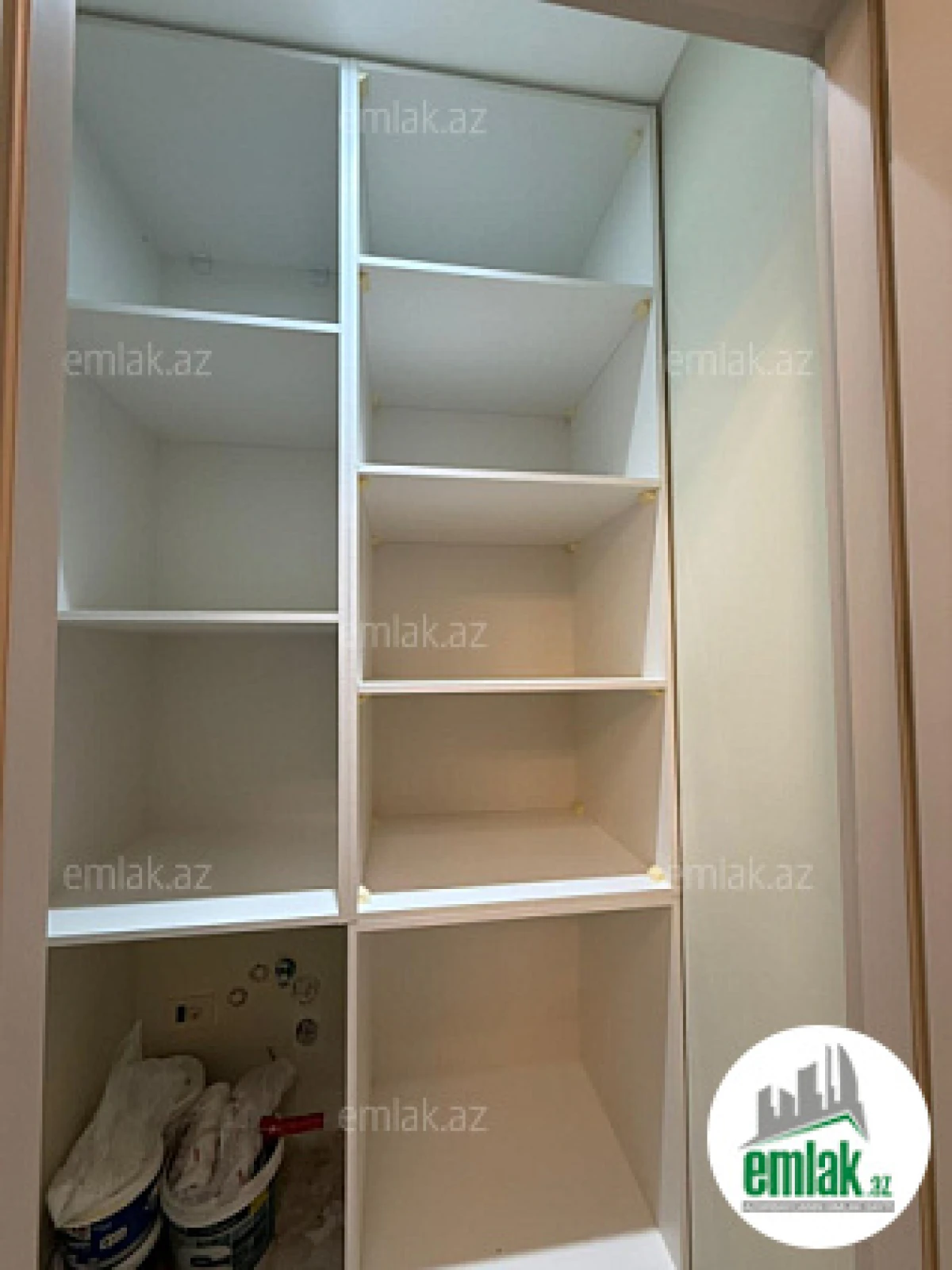 Satılır 3 otaqlı yeni tikili 140 m²