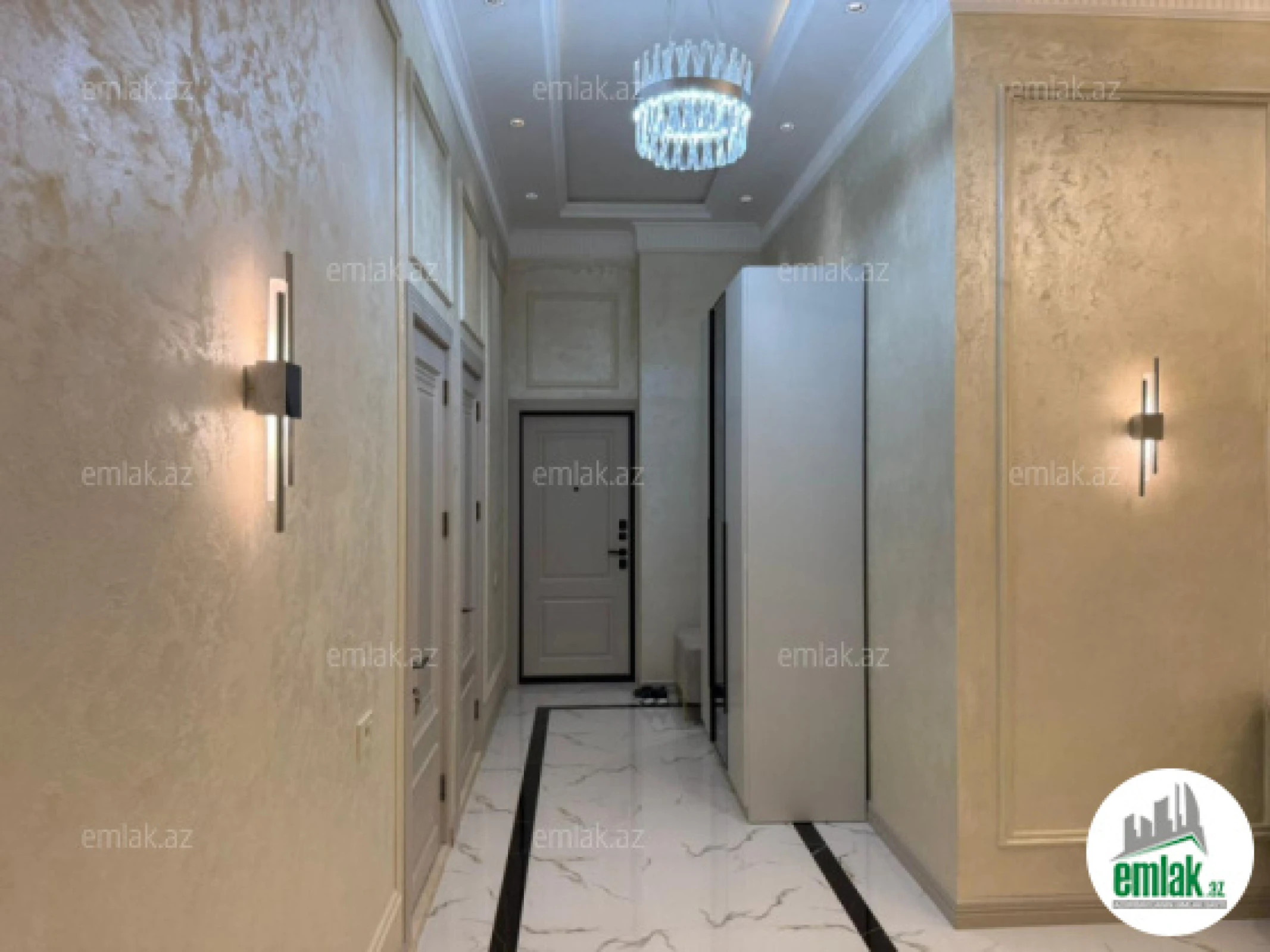 Satılır 3 otaqlı yeni tikili 140 m²