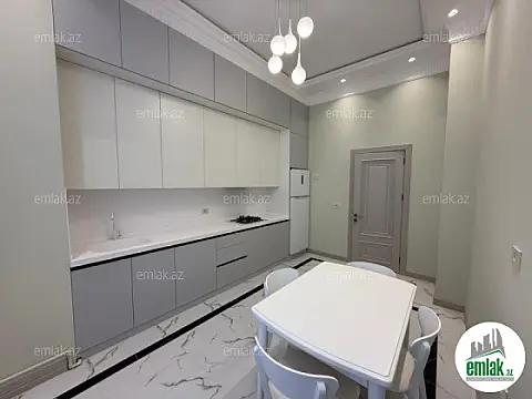 Satılır 3 otaqlı yeni tikili 140 m²
