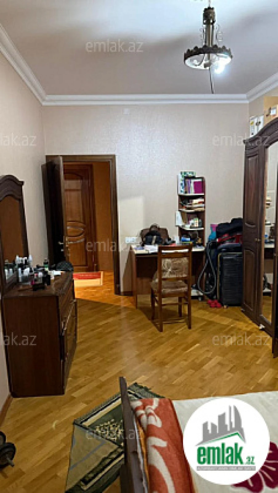 Satılır 3 otaqlı yeni tikili 132 m²