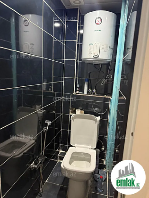 Satılır 2 otaqlı köhnə tikili 65 m²