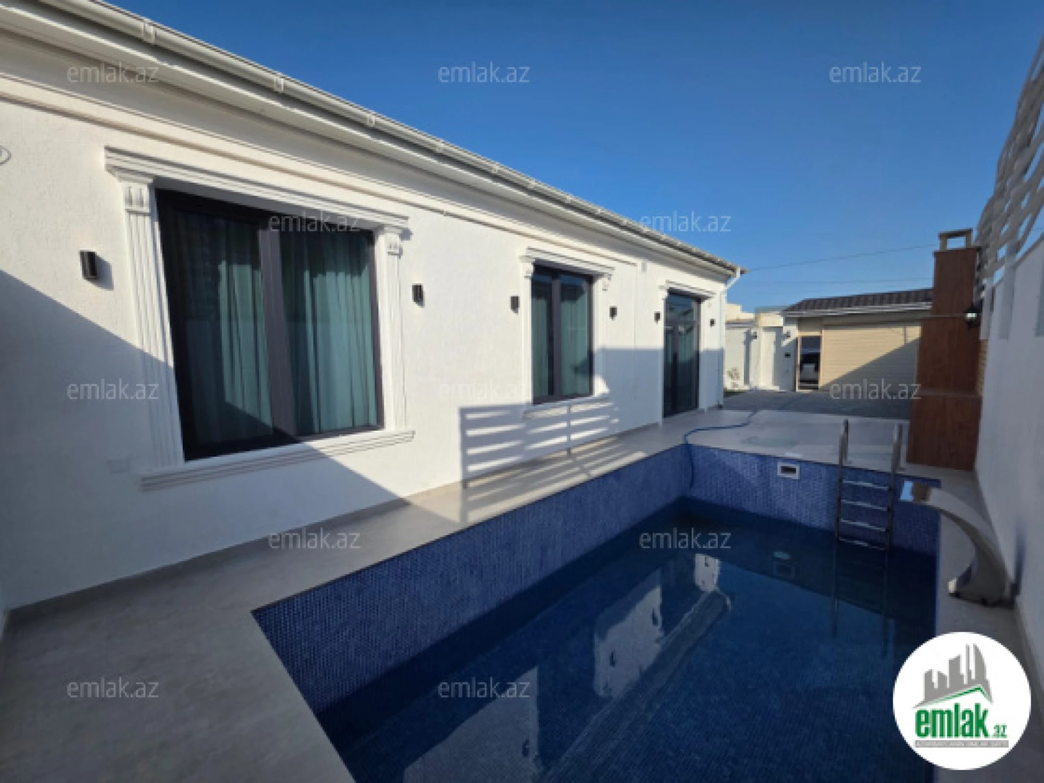 Satılır 4 otaqlı həyət evi 135 m²