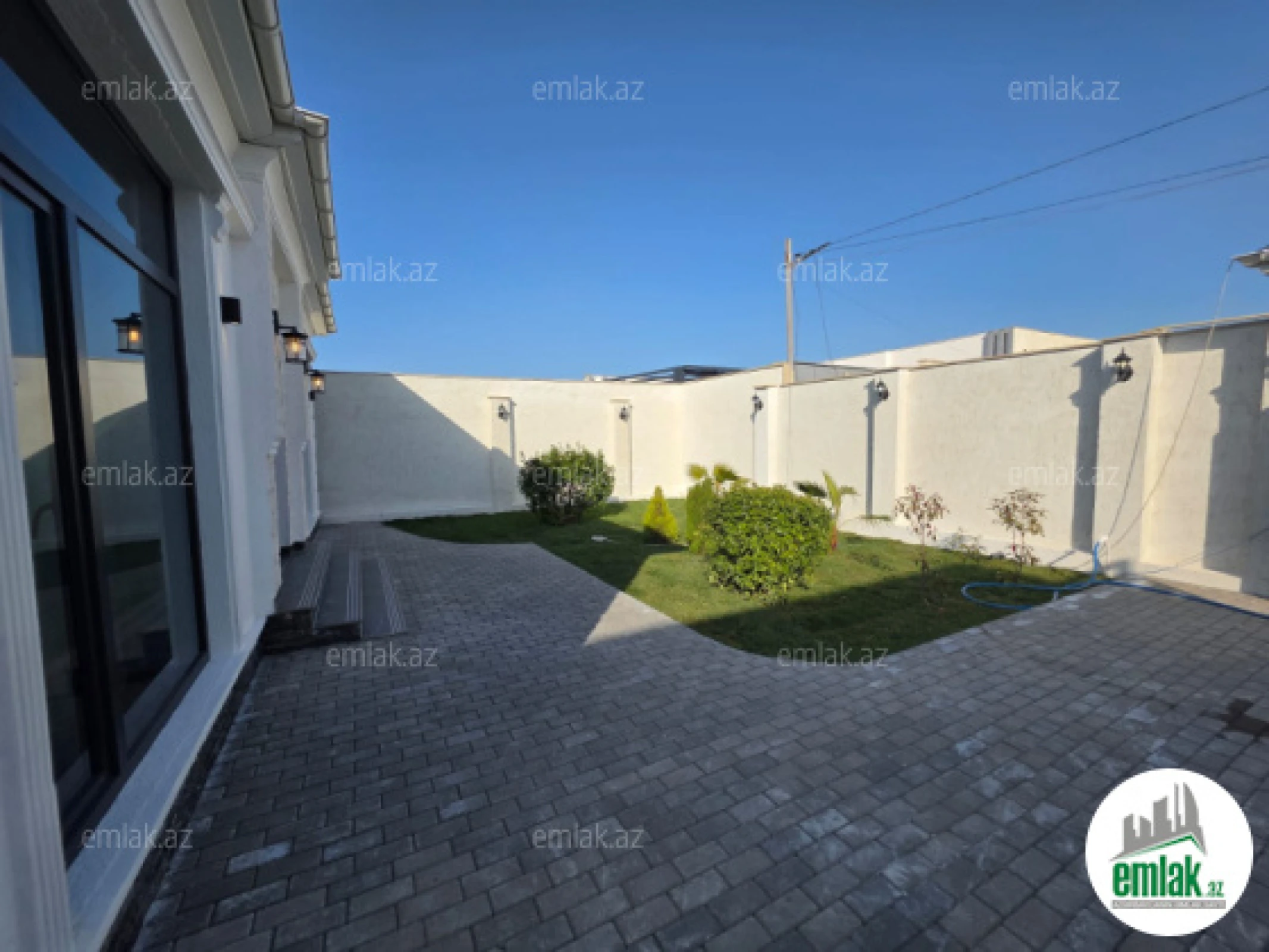 Satılır 4 otaqlı həyət evi 135 m²