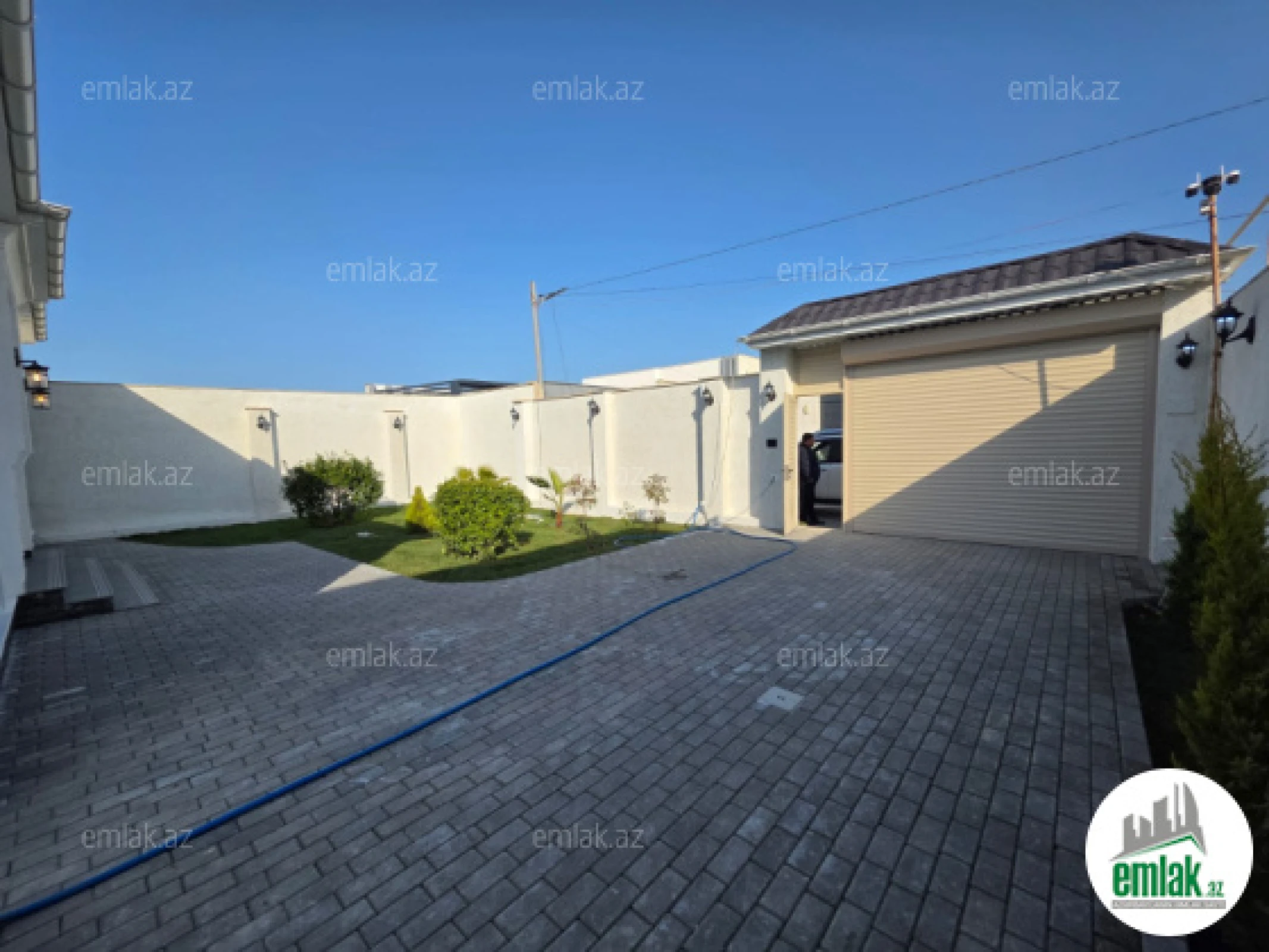 Satılır 4 otaqlı həyət evi 135 m²