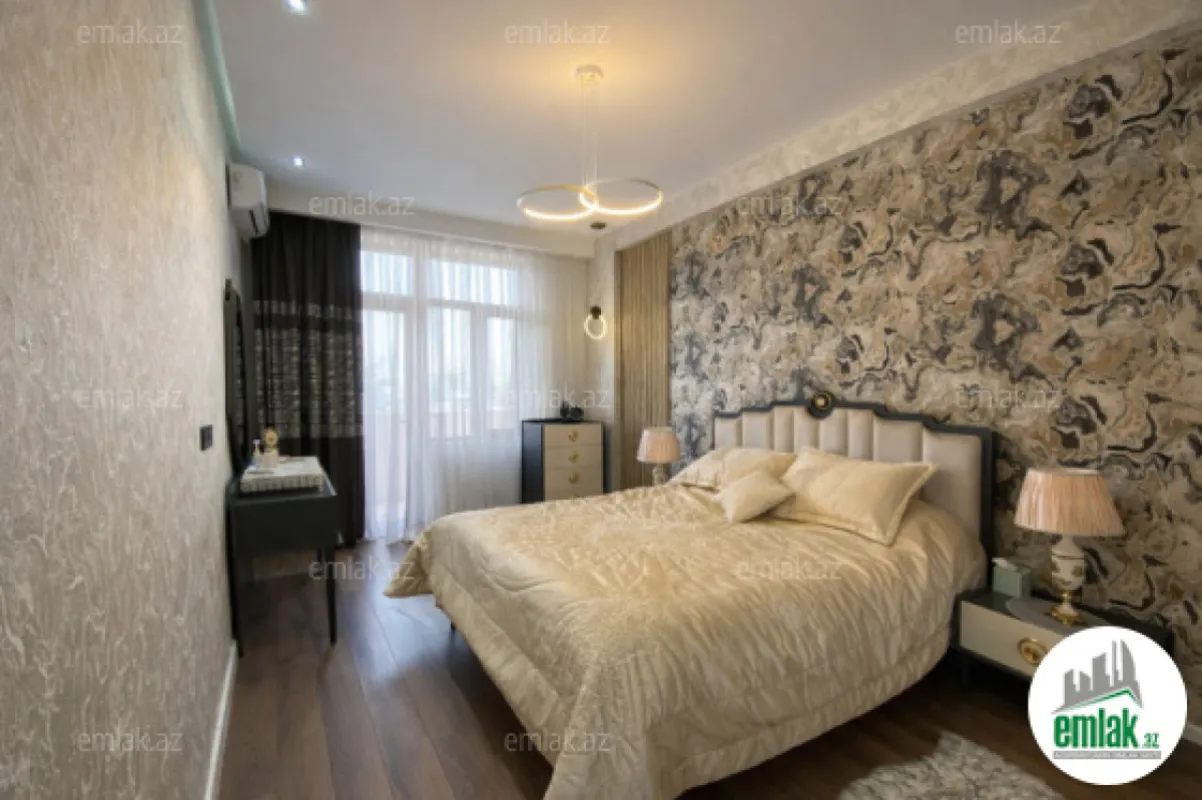 Satılır 2 otaqlı yeni tikili 65 m²