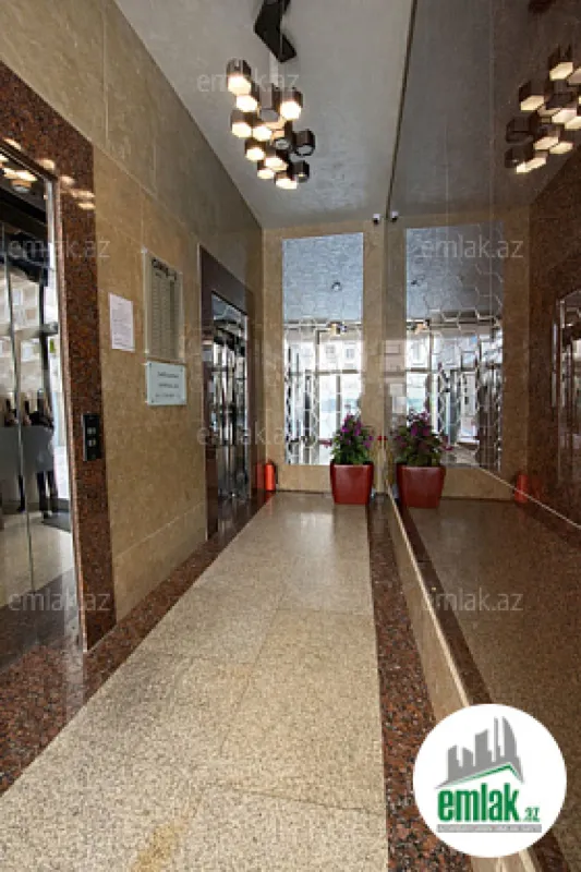 Satılır 2 otaqlı yeni tikili 65 m²