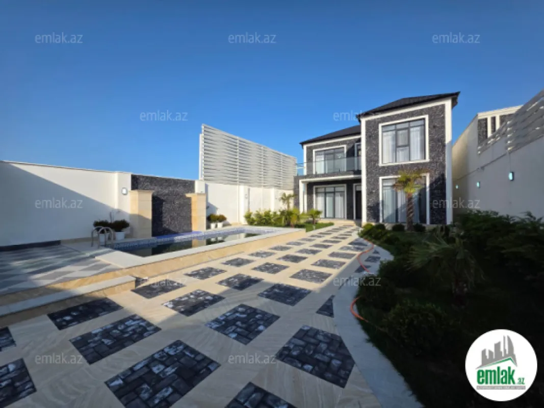 Satılır 5 otaqlı mənzil 200 m²