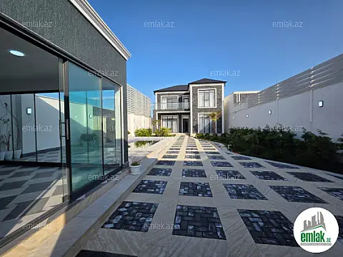 Satılır 5 otaqlı mənzil 200 m²