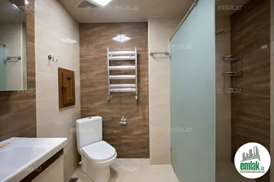 Satılır 2 otaqlı yeni tikili 68 m²