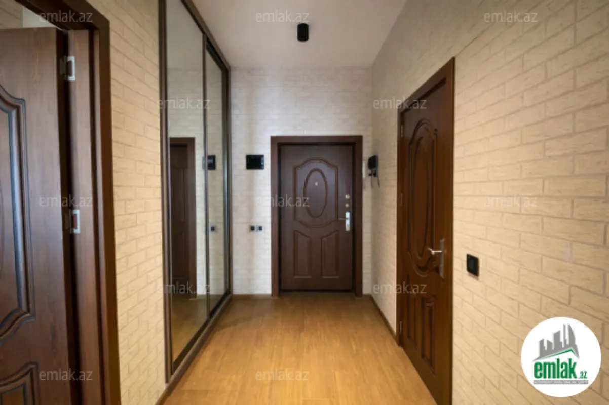 Satılır 2 otaqlı yeni tikili 68 m²