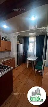 Satılır 1 otaqlı köhnə tikili 45 m²