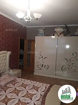 Satılır 3 otaqlı köhnə tikili 70 m²
