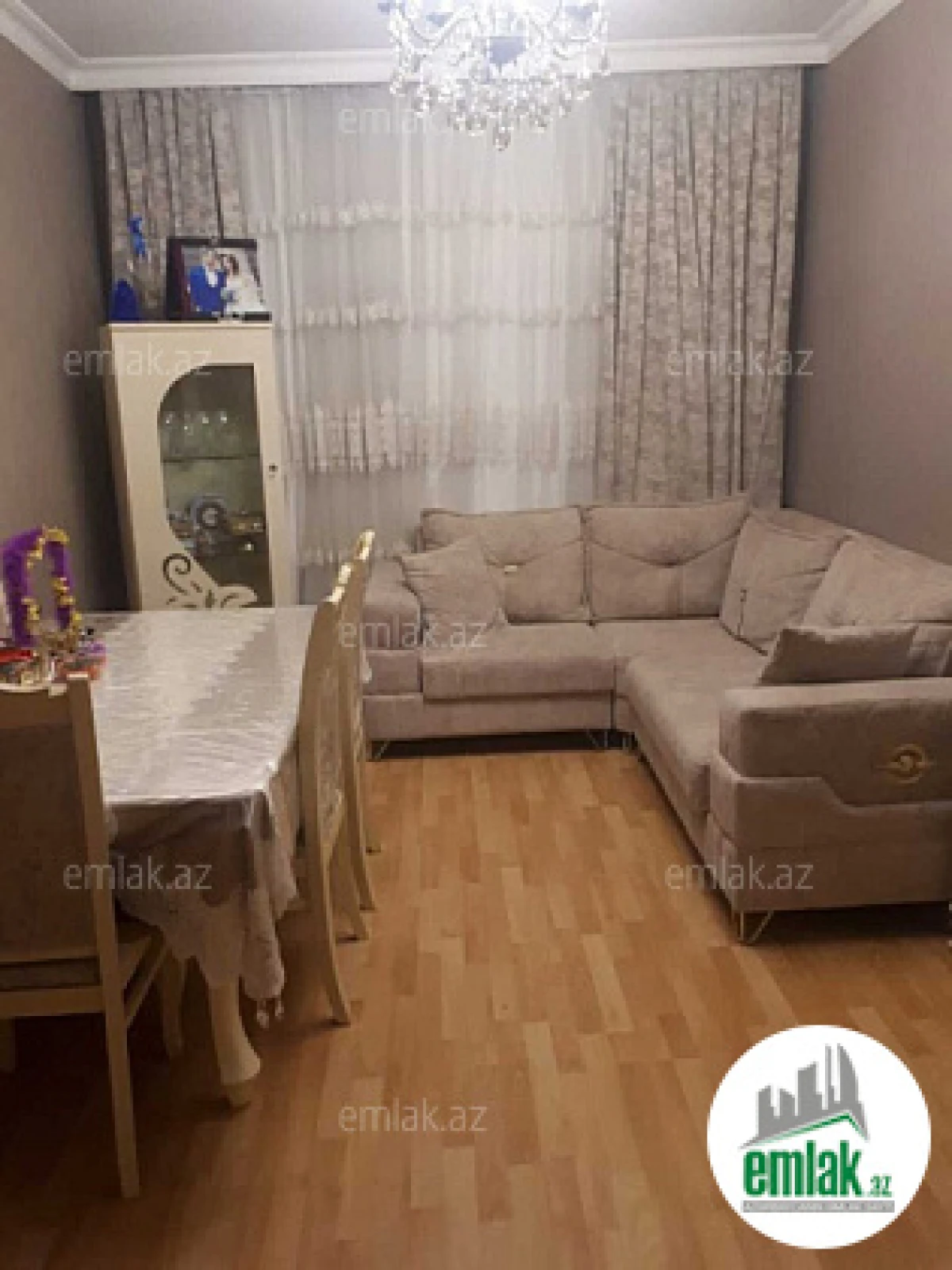 Satılır 3 otaqlı köhnə tikili 70 m²
