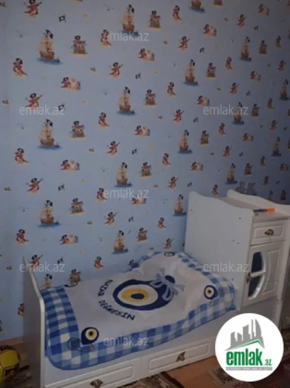 Satılır 3 otaqlı köhnə tikili 70 m²