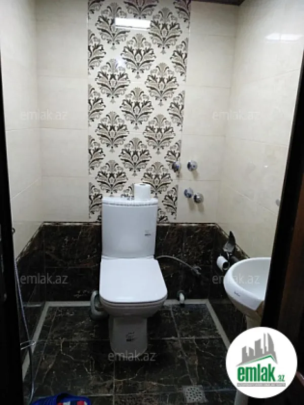 Satılır 3 otaqlı köhnə tikili 90 m²