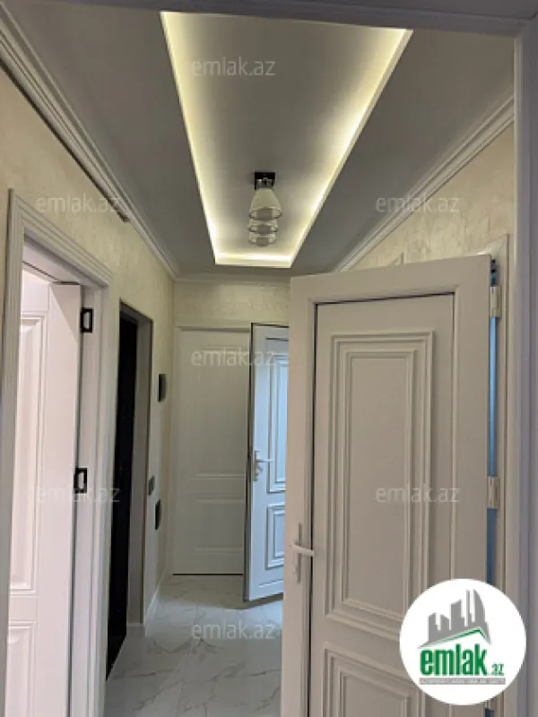 Satılır 2 otaqlı köhnə tikili 75 m²