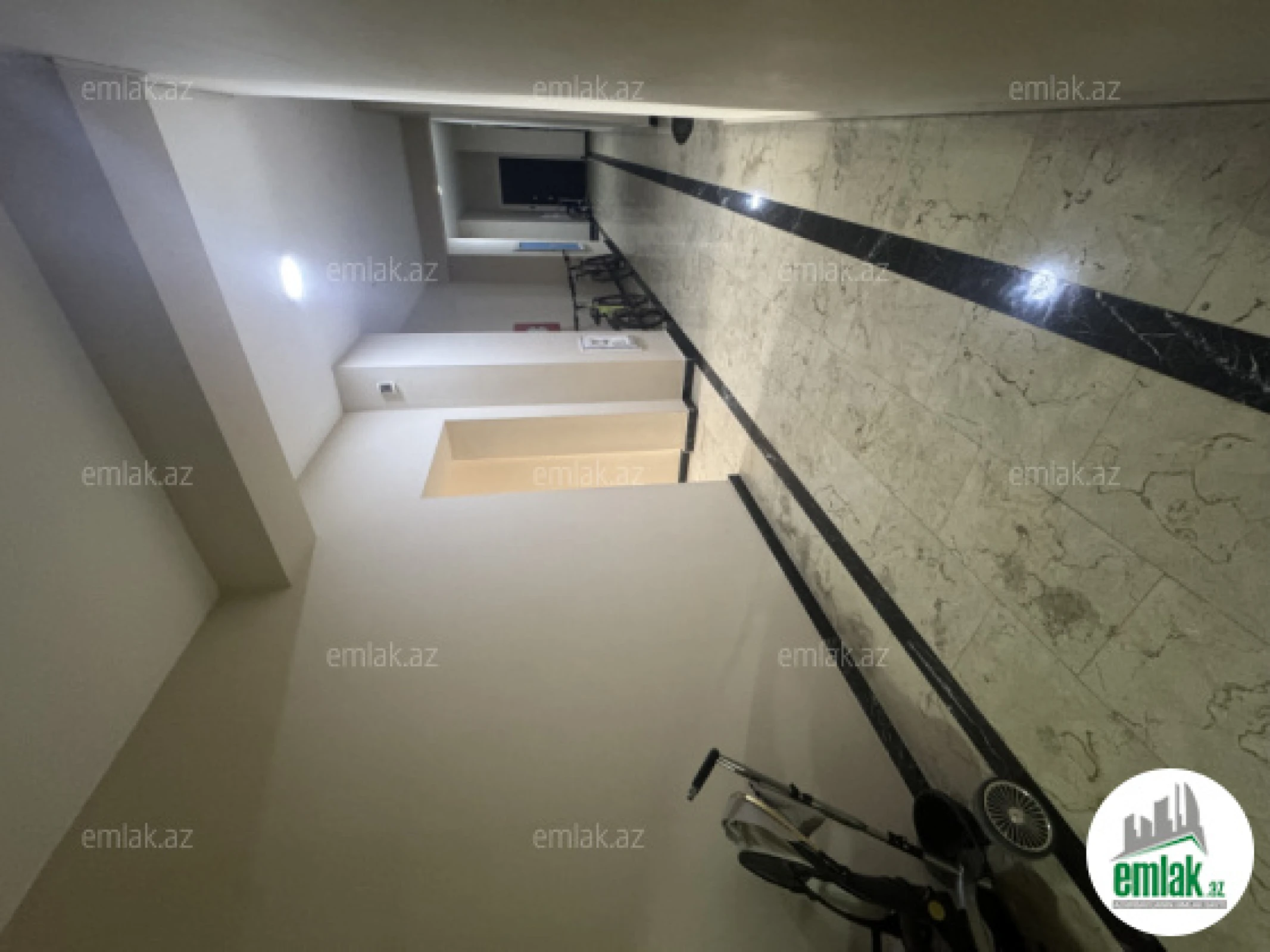 Satılır 2 otaqlı yeni tikili 64 m²