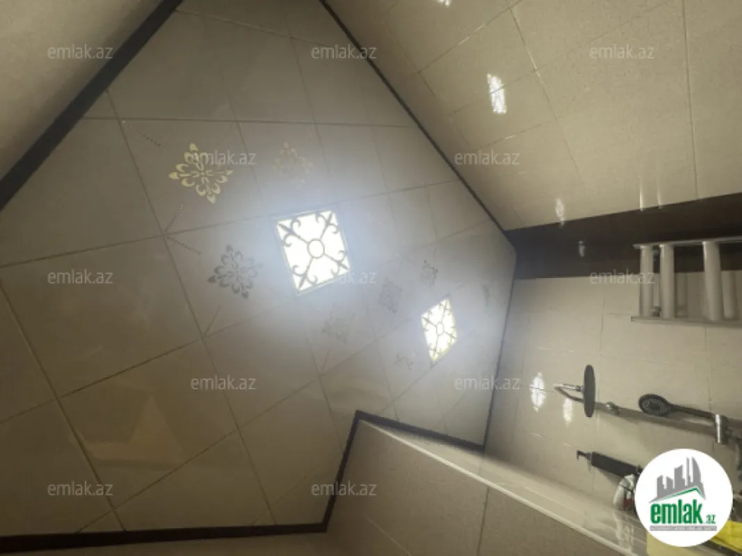 Satılır 2 otaqlı yeni tikili 64 m²