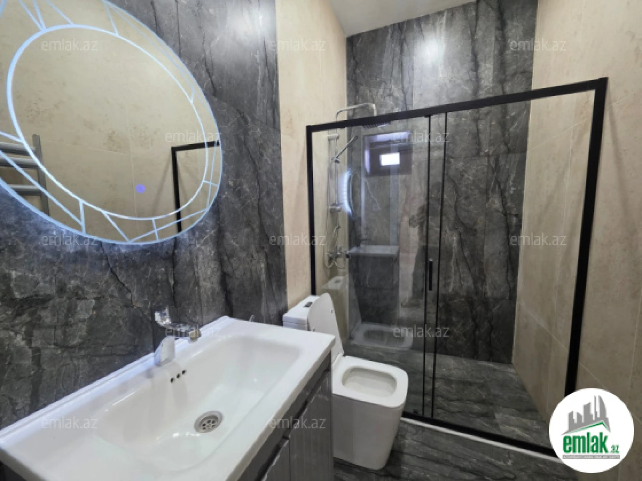 Satılır 4 otaqlı həyət evi 140 m²