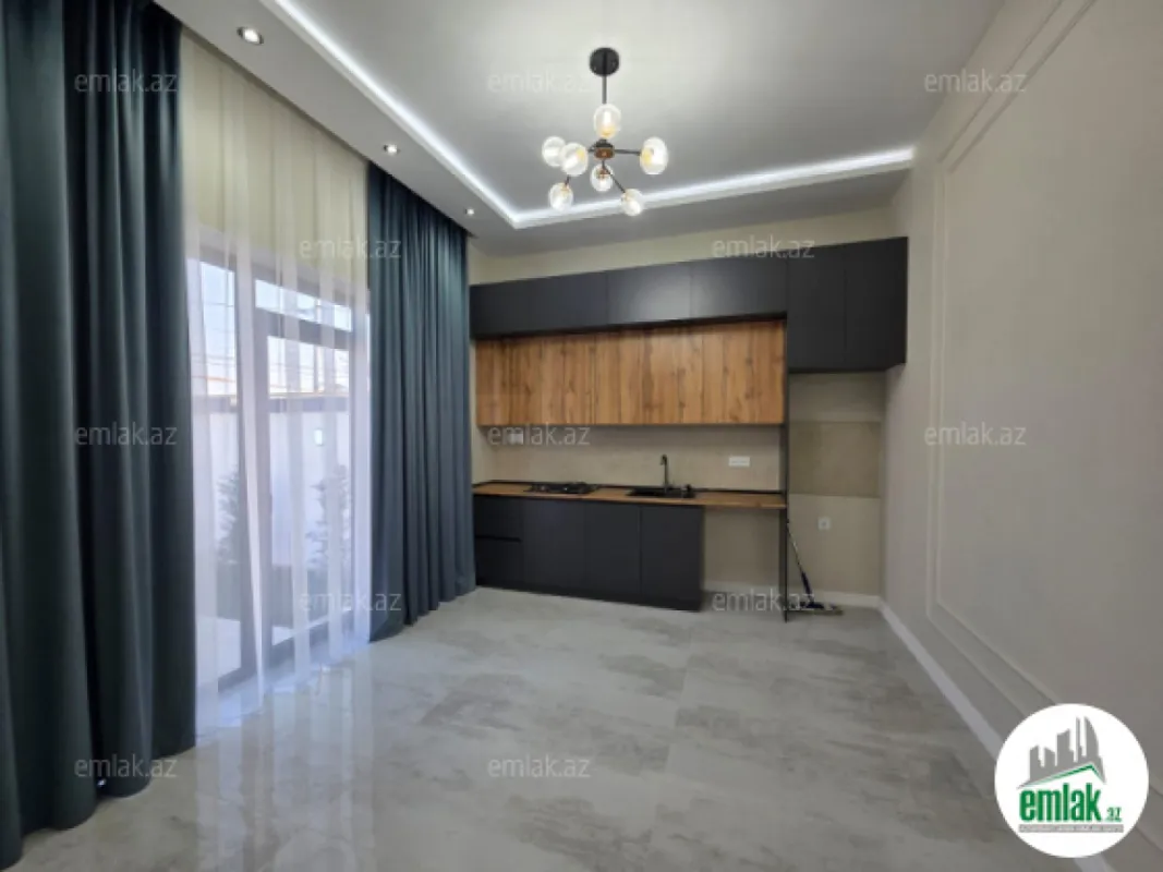 Satılır 4 otaqlı həyət evi 140 m²