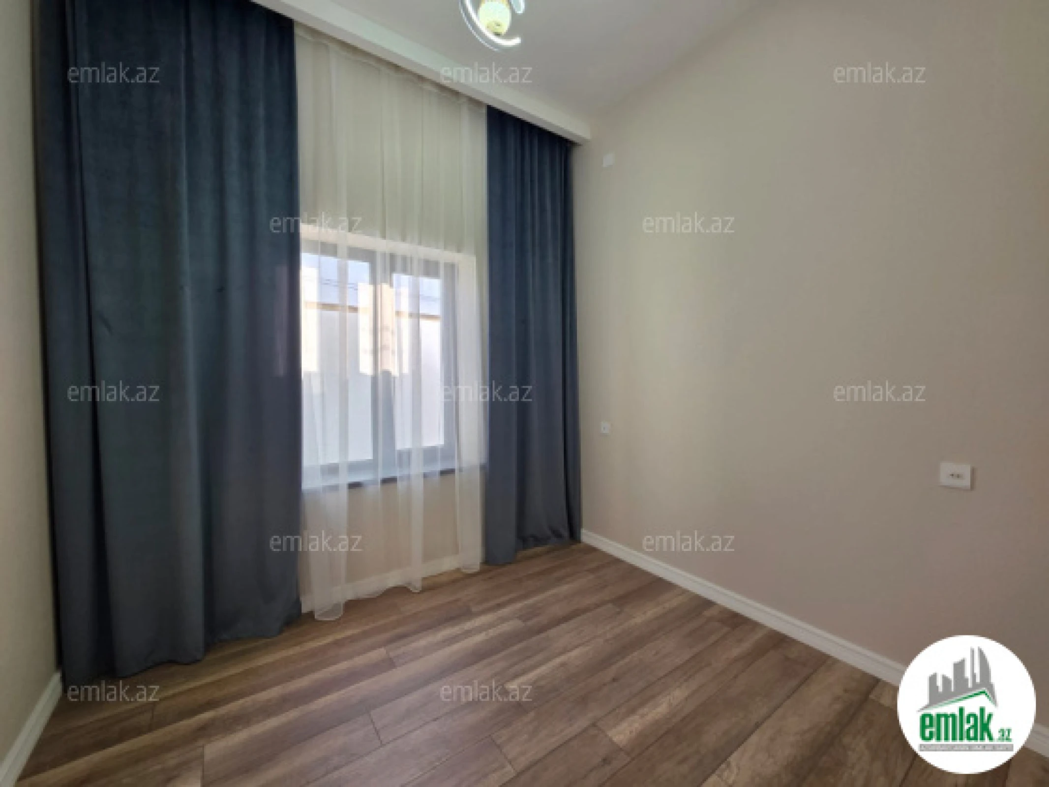 Satılır 4 otaqlı həyət evi 140 m²