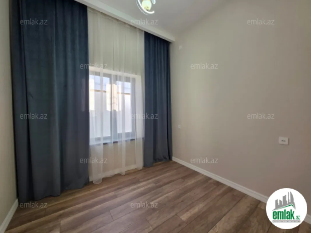 Satılır 4 otaqlı həyət evi 140 m²