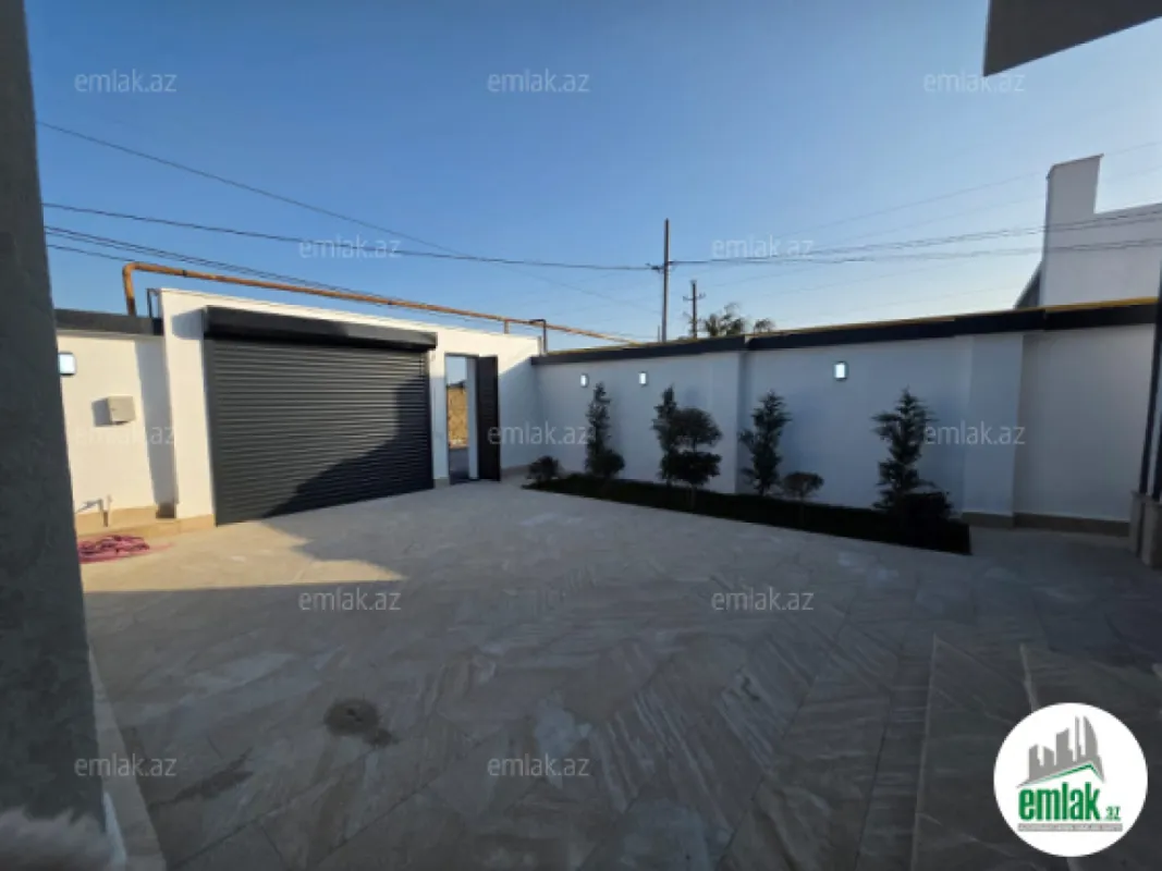 Satılır 4 otaqlı həyət evi 140 m²
