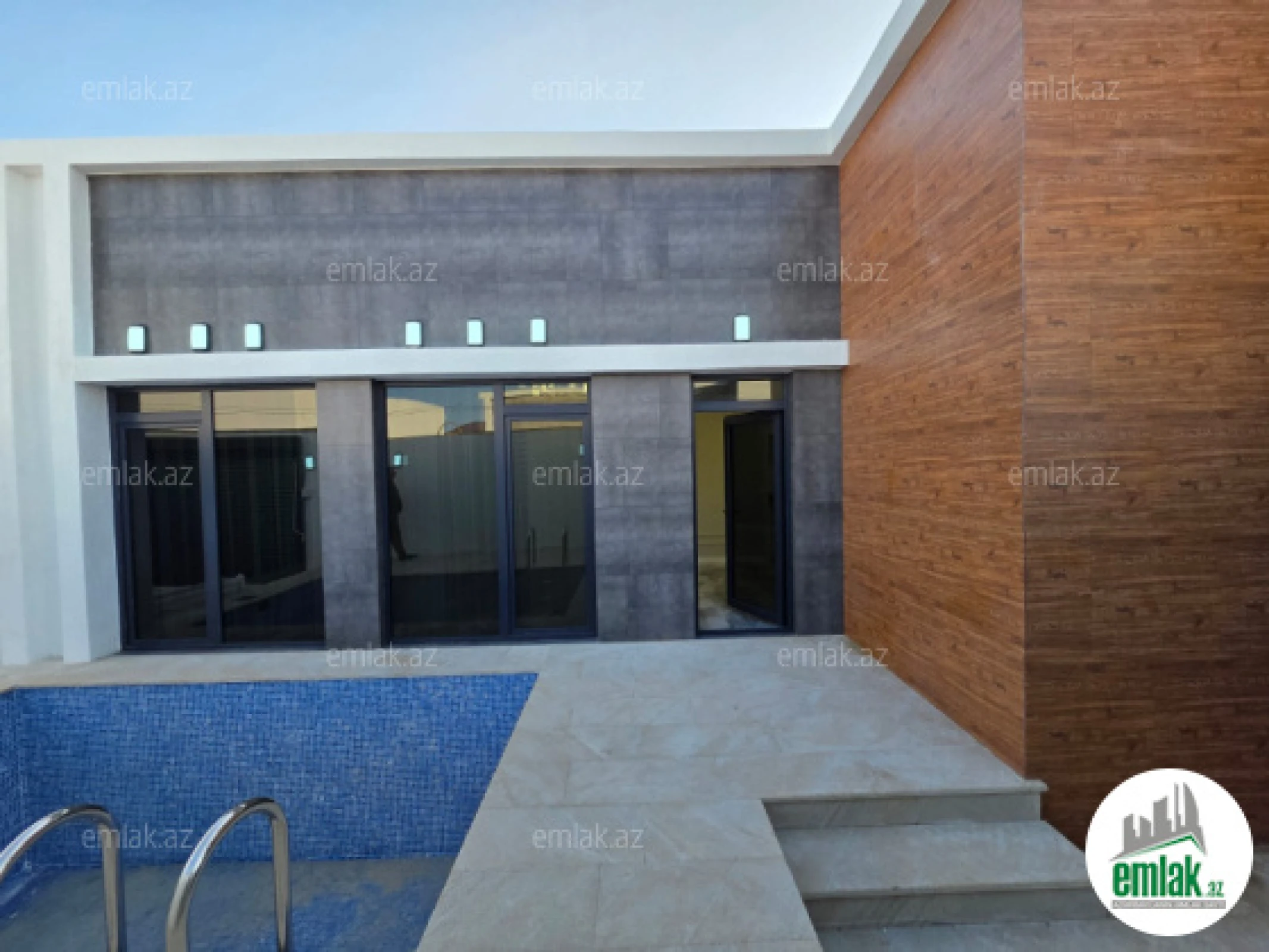 Satılır 4 otaqlı həyət evi 130 m²