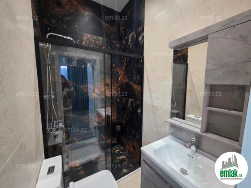 Satılır 4 otaqlı həyət evi 130 m²