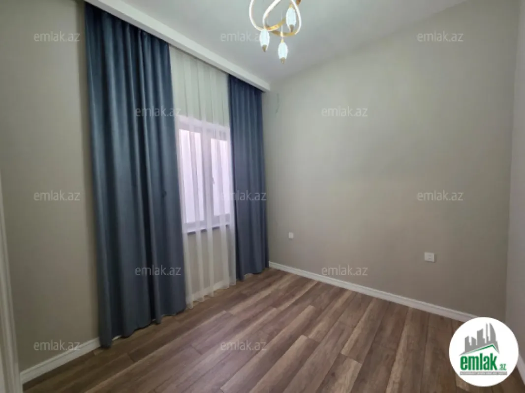 Satılır 4 otaqlı həyət evi 130 m²