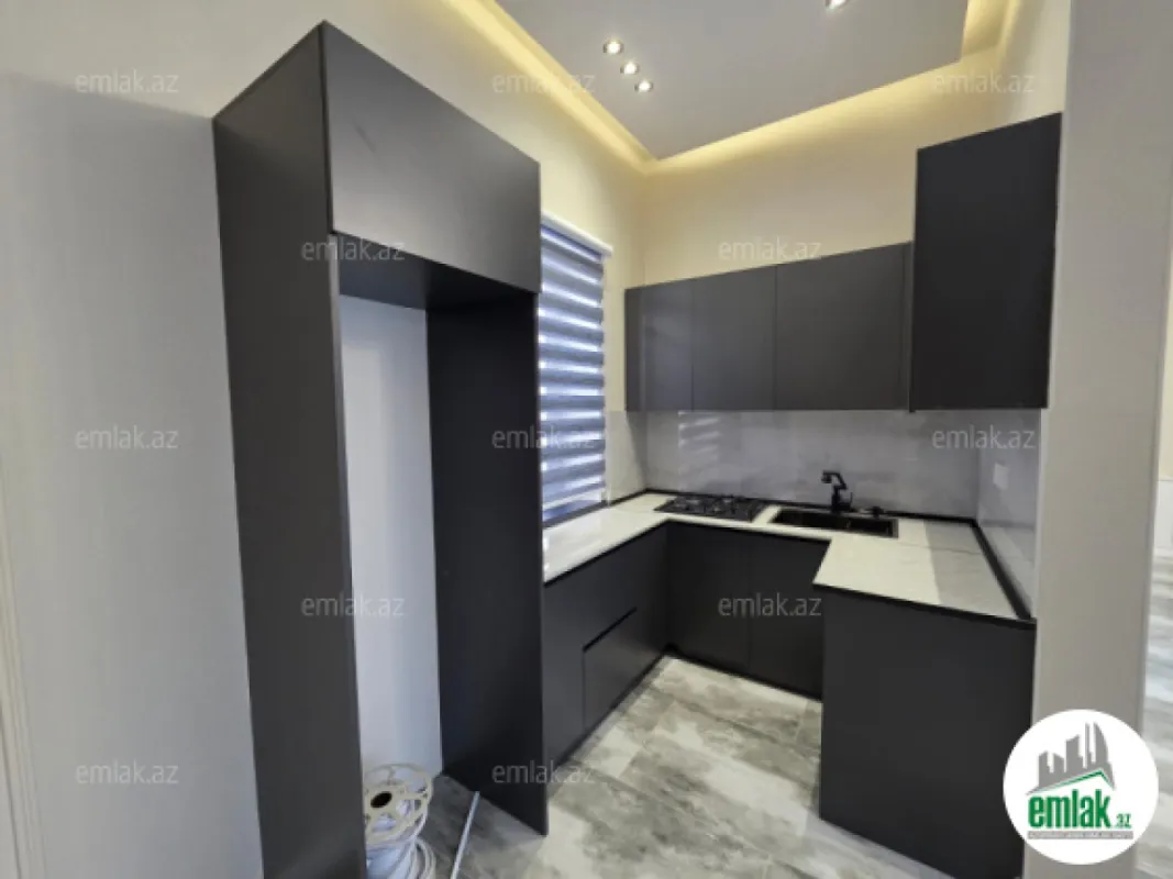 Satılır 4 otaqlı həyət evi 130 m²