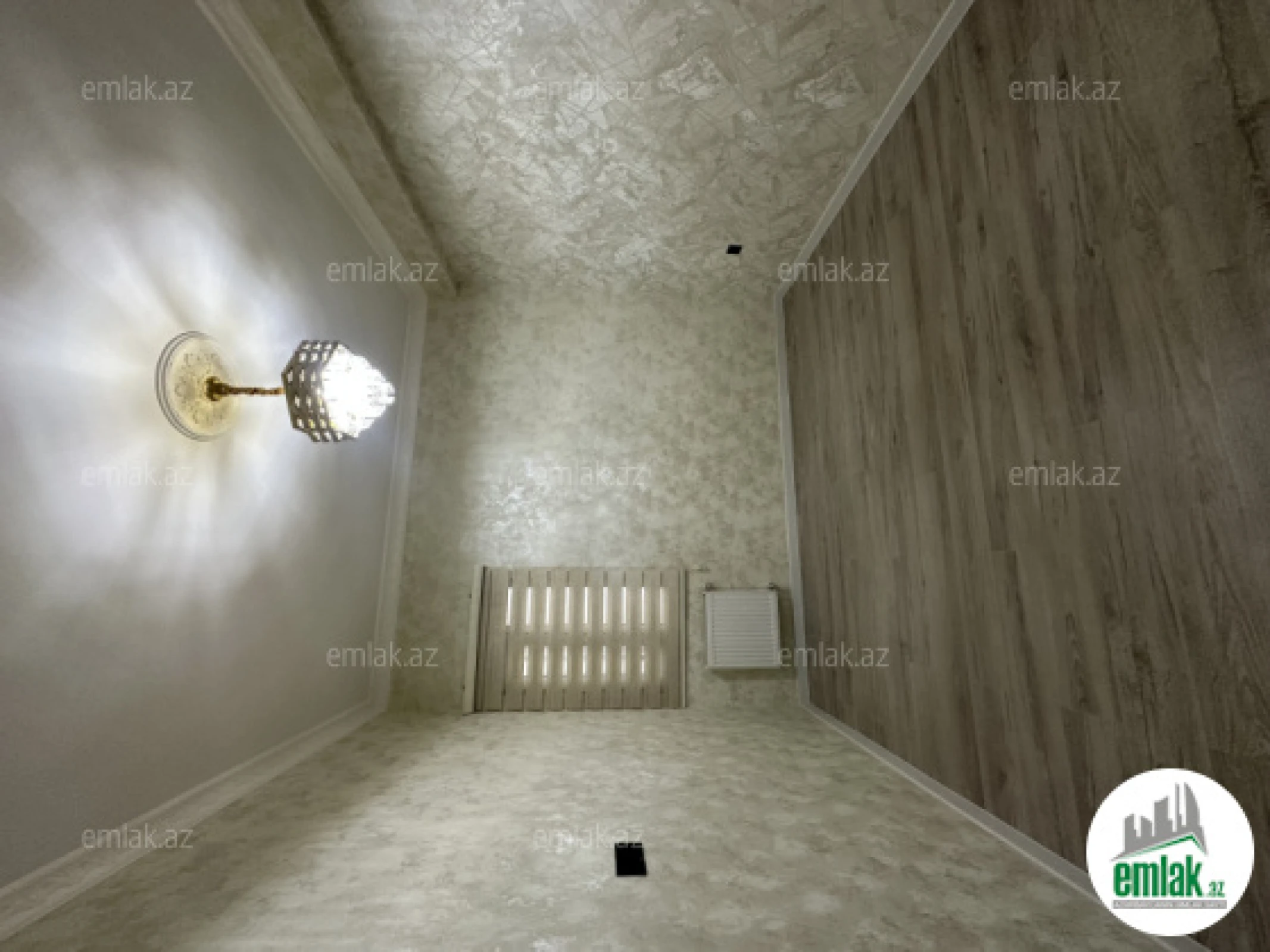 Satılır 2 otaqlı yeni tikili 60 m²