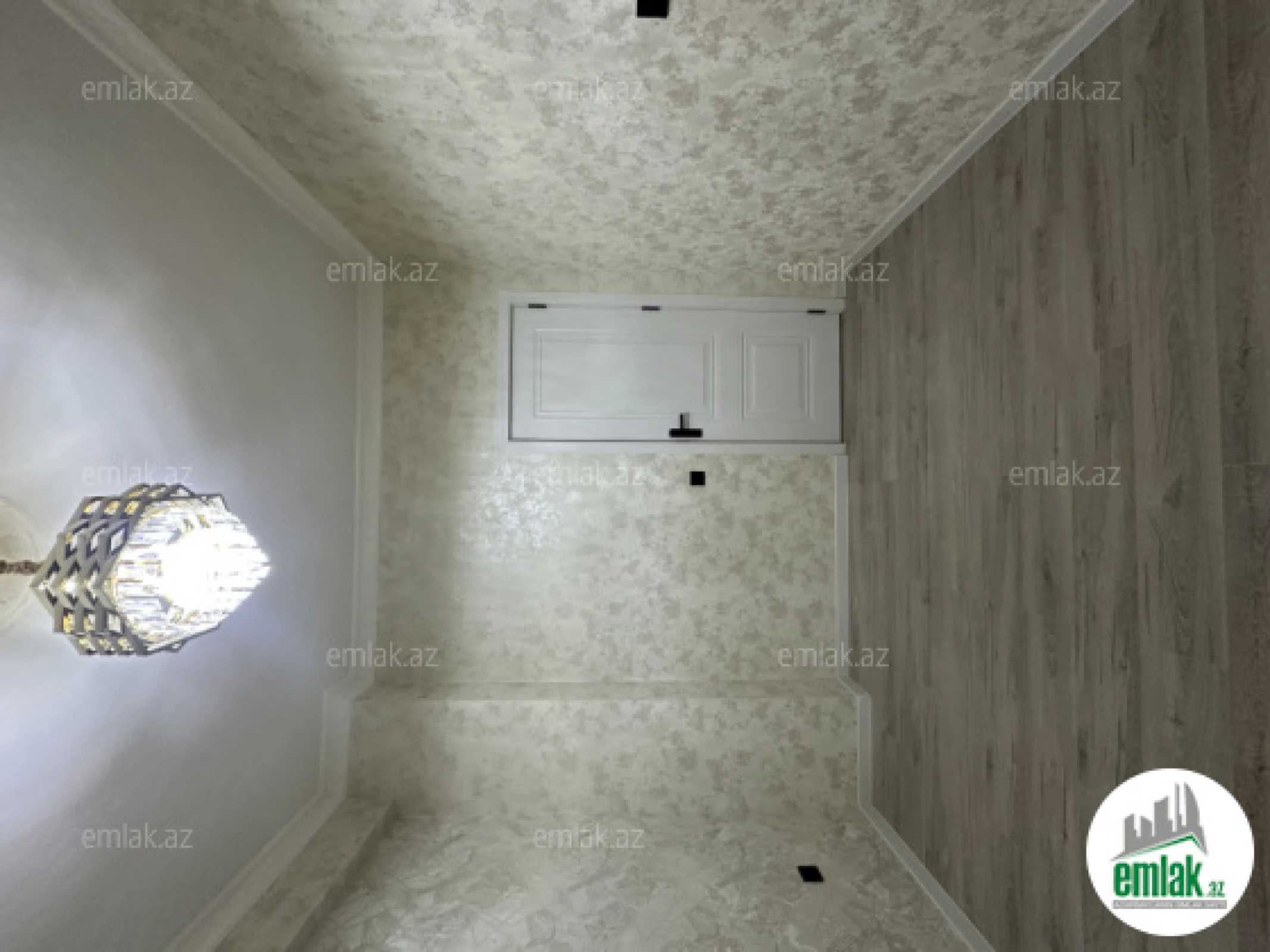 Satılır 2 otaqlı yeni tikili 60 m²