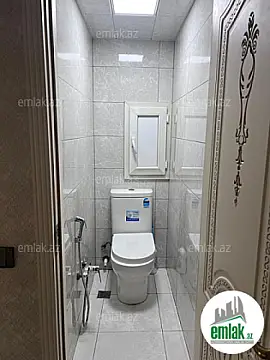 Satılır 3 otaqlı köhnə tikili 70 m²
