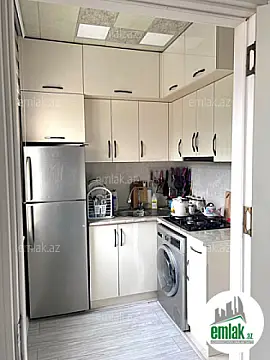 Satılır 3 otaqlı köhnə tikili 70 m²