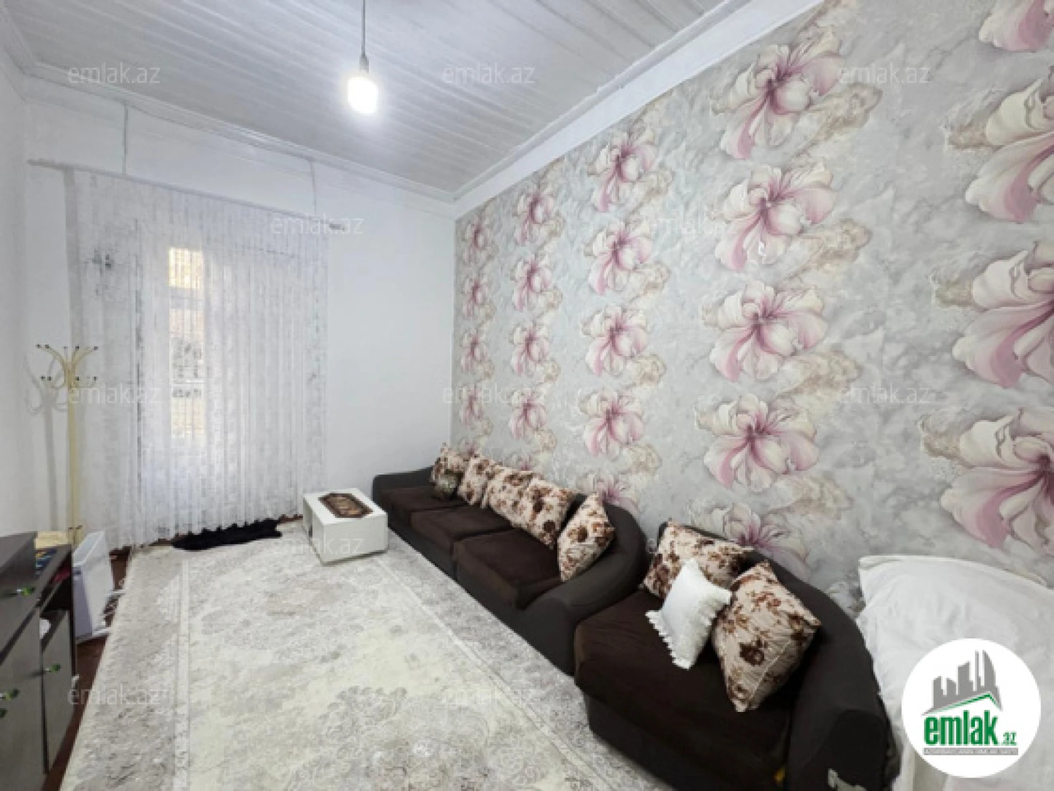 Satılır 1 otaqlı köhnə tikili 40 m²